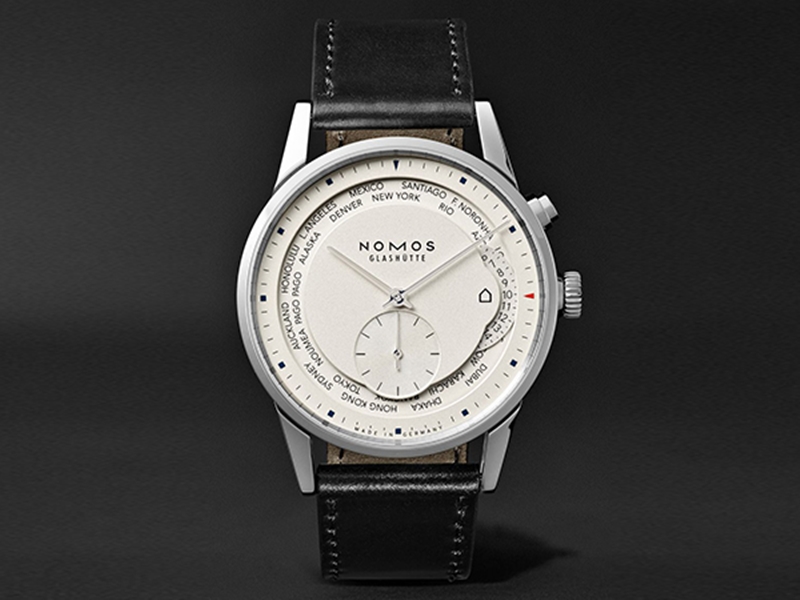 موقع MR PORTER يطرح ساعات NOMOS GLASHÜTTE الألمانية الراقية